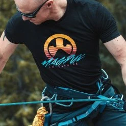 Magpul Brenten CVC T-Shirt -Tactical Clothing Shop magpul brenten cvc t shirt mag1134 21720.1602580379