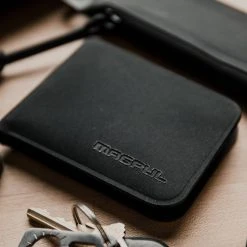 Magpul DAKA Bifold Wallet -Tactical Clothing Shop magpul daka bifold wallet mag906 11850.1603747093