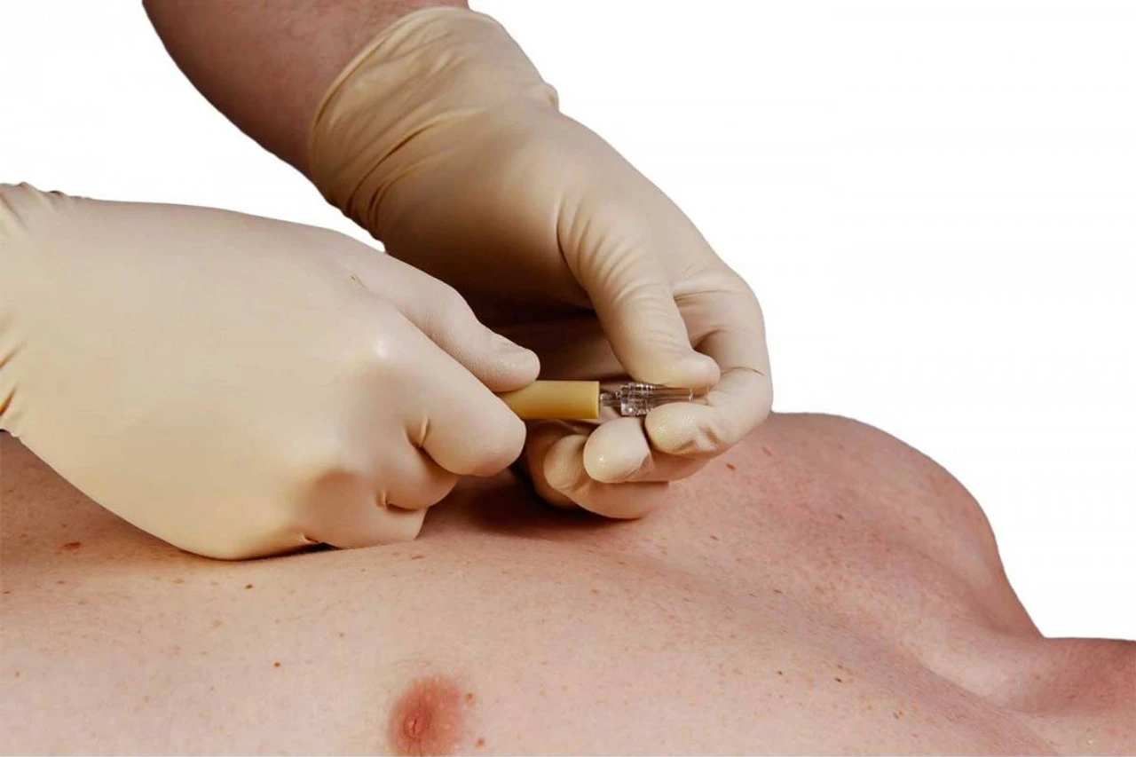 North American Rescue Bear Claw Glove Kit (25 Pcs) 2 North American Rescue Bear Claw Glove Kit (25 Pcs) - Image 2