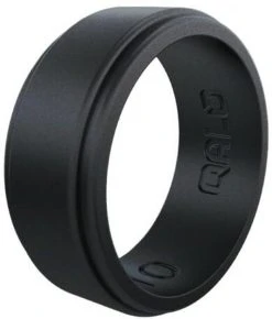 Qalo Men's Tungsten Step Edge Polished Ring QS9-MXM